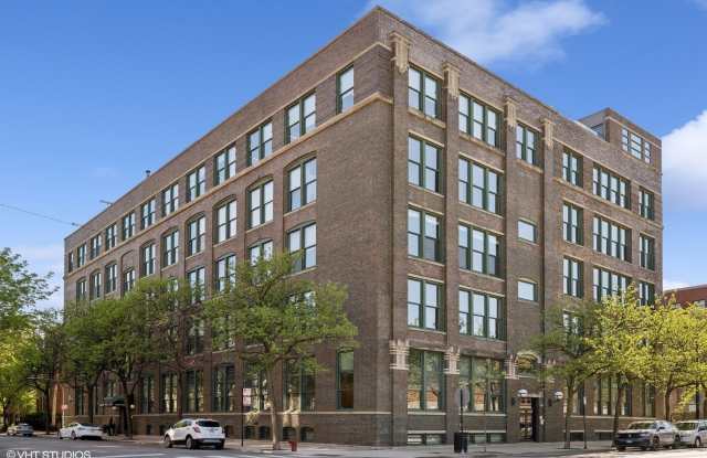 1327 W WASHINGTON Boulevard photos photos