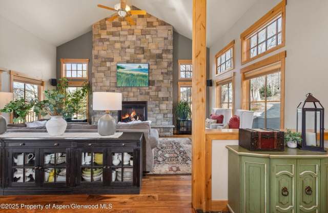 579 Larkspur Drive photos photos