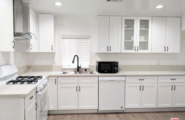 1711 AVE S NEW HAMPSHIRE - 1711 West Avenue South, Turlock, CA 95380