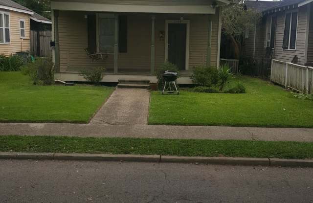 2148 Cherokee St photos photos