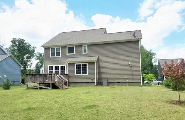 1716 Great Road Gallery 2