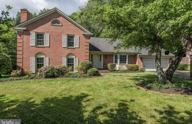 1328 TIMBERLY LN - 1328 Timberly Lane, McLean, VA 22102