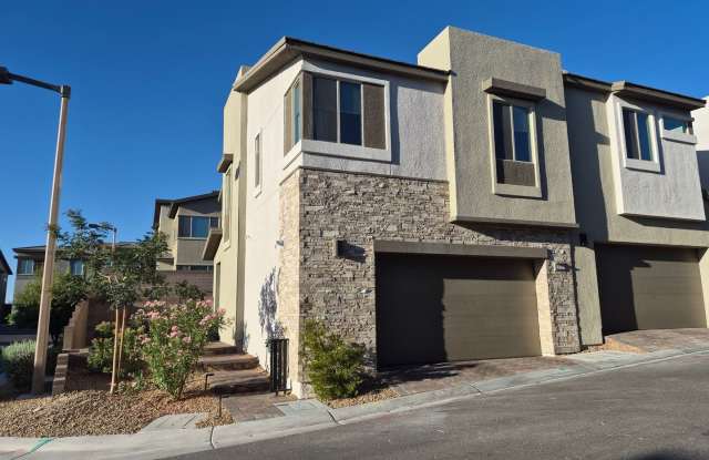 $500 MOVE IN SPECIAL!! RENT READY - AVAIL 8/5/2026 BEAUTIFUL 3 /2.5/ 2 CAR photos photos