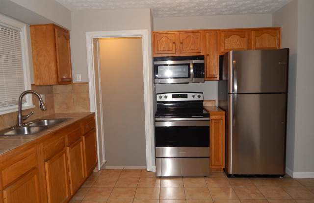 6177 Turney Road - 6177 Turney Road, Garfield Heights, OH 44125