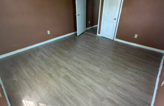 House For Rent 1948 Glasshouse St. Beaumont 77703 Gallery 4