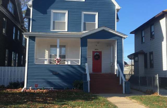 4228 Magoun Avenue - 2 photos photos