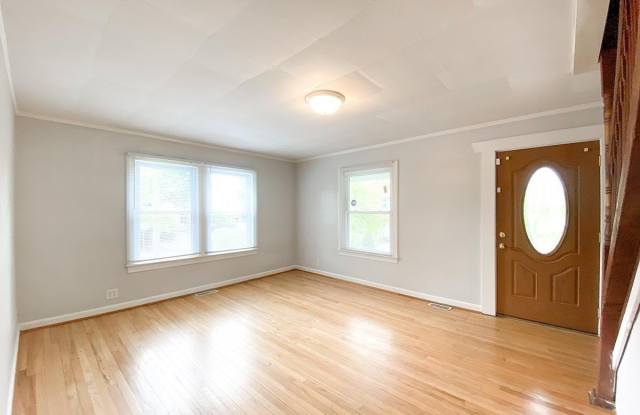 108 E Cottage Grove Avenue Gallery 2
