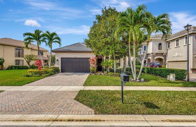 3553 Collonade Drive photos photos