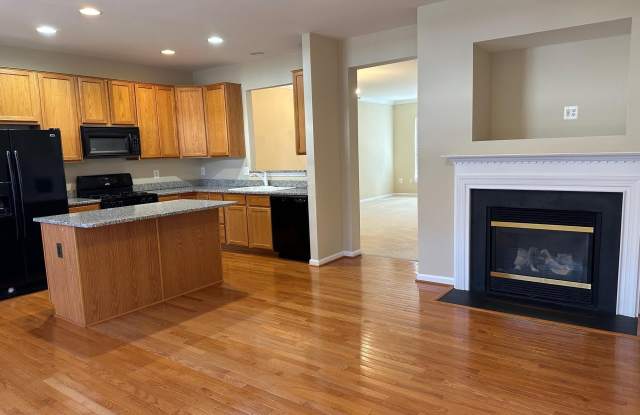 12840 MARBLESTONE DRIVE - 12840 Marblestone Drive, County Center, VA 22192