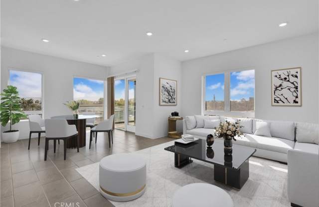 3415 Rivington photos photos