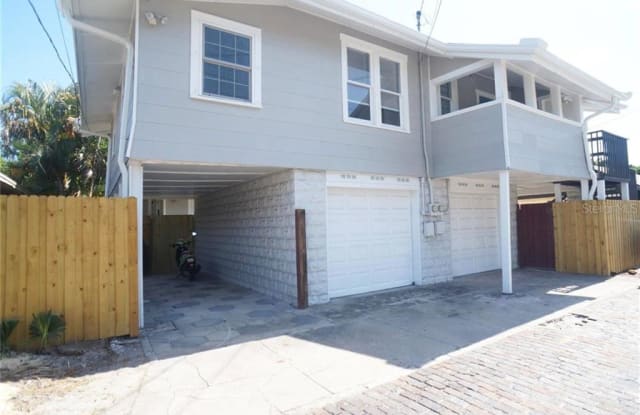 2715 1/2 2ND AVENUE S - 2715 1/2 2nd Ave S, St. Petersburg, FL 33712