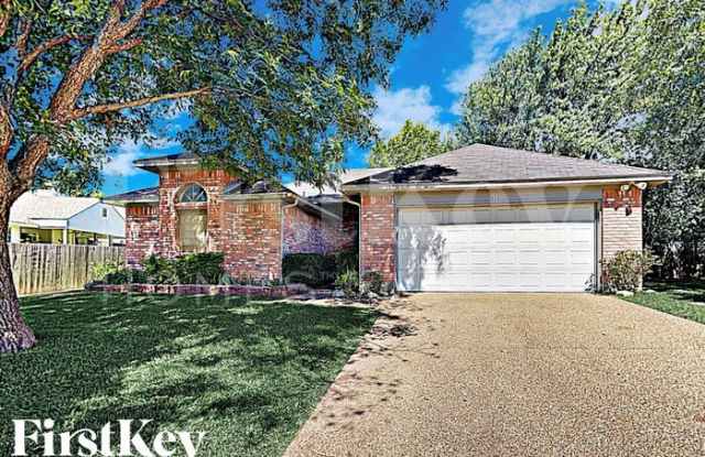 919 Short Line Boulevard - 919 Short Line Boulevard, Midlothian, TX 76065