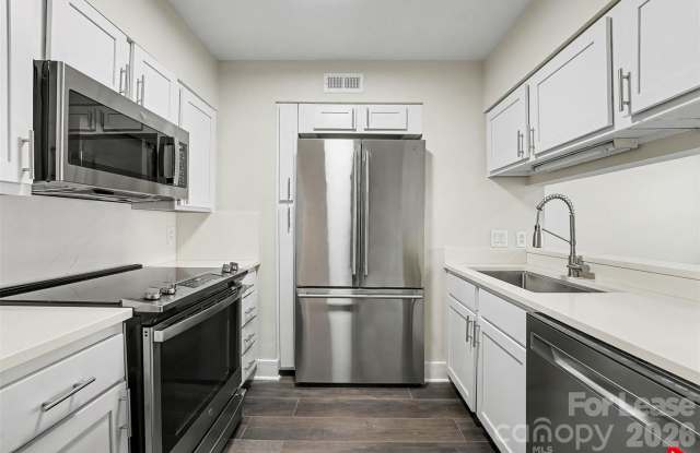 300 S Cedar Street photos photos