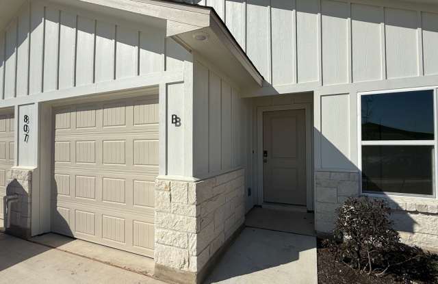 807 Wax Myrtle Court (A/B) photos photos