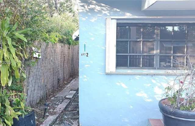 259 NE 56 photos photos