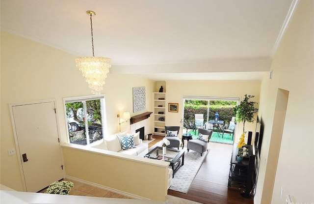 28100 Ridgefern Court Gallery 4
