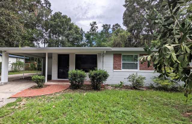 929 SE 9th Pl photos photos