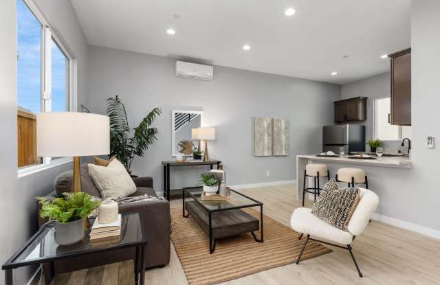 Brand-New Luxury 2-Bedroom 2-Bathroom Home photos photos