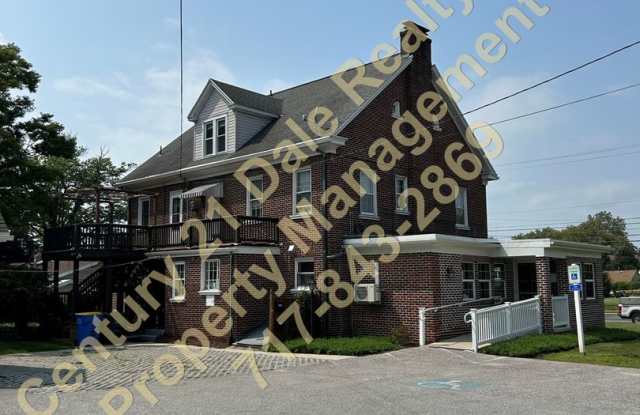 Amazing 3 Bedroom, 3 Bathroom Home in York Suburban School District - 2050 East Market Street, East York, PA 17402