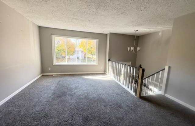 Split Level 4 Bedroom photos photos
