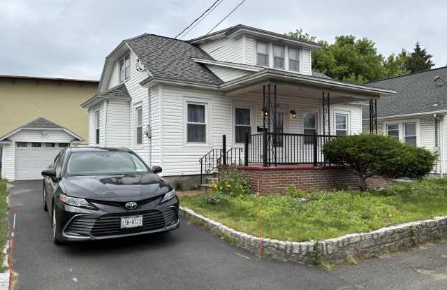 19 Dott Ave photos photos