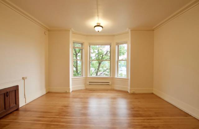 419 Queen Anne Avenue photos photos