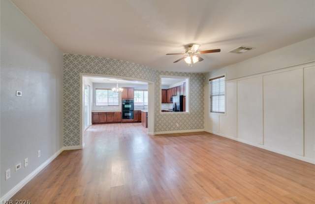 7162 Indian Head Avenue Gallery 3