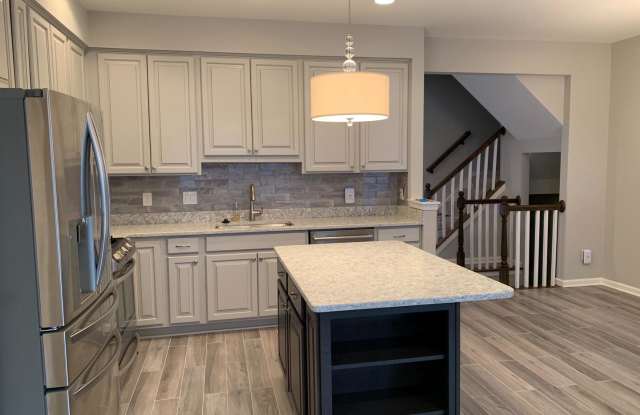 14058 DARKWOOD CIR Gallery 3