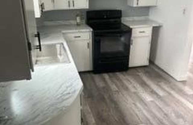 125 Lehigh Gallery 1