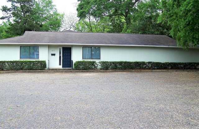 411 Foster St. - 411 North Foster Street, Dothan, AL 36303