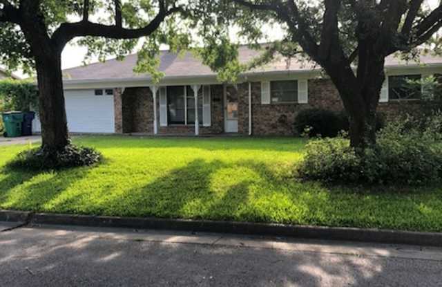 1208 Alpine - House Gallery 1