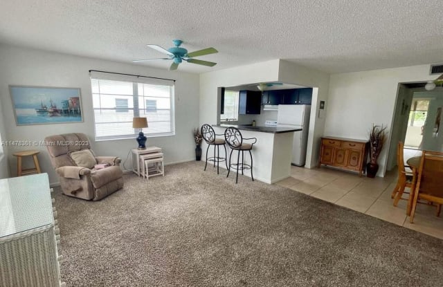 31 WINDSOR B - 31 Windsor B, Palm Beach County, FL 33417