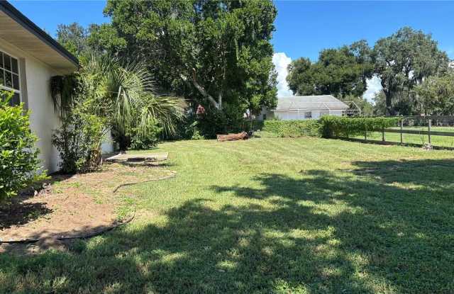 17430 HILLSIDE Drive Gallery 2