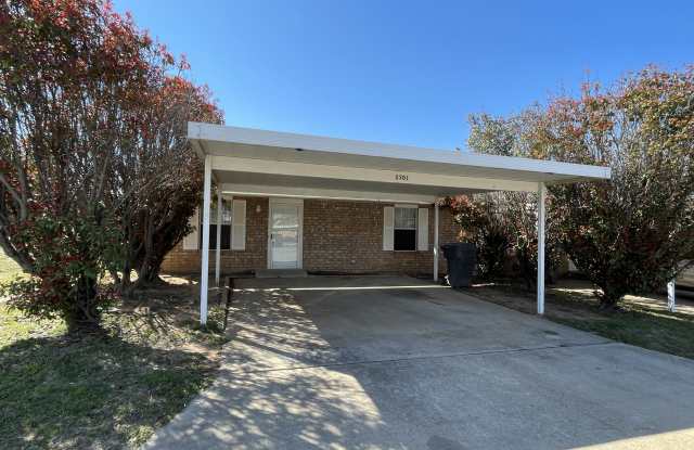 2301 Cimmaron Drive Gallery 1