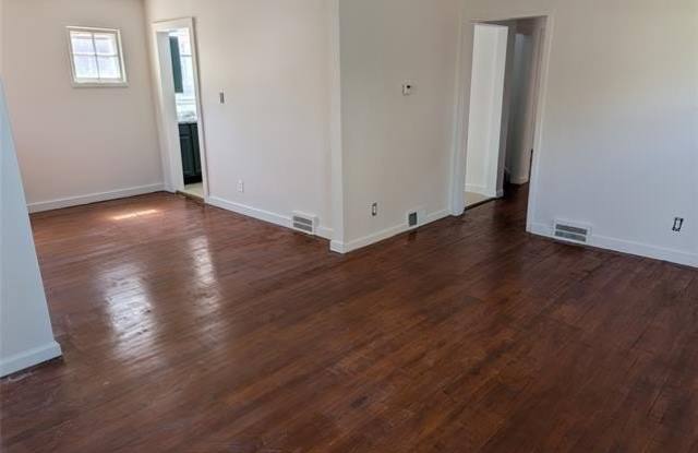 5575 BUCKINGHAM Avenue Gallery 2
