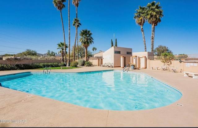 Spacious 3BR Townhome in Tucson photos photos Spacious 3BR Townhome in Tucson photos photos