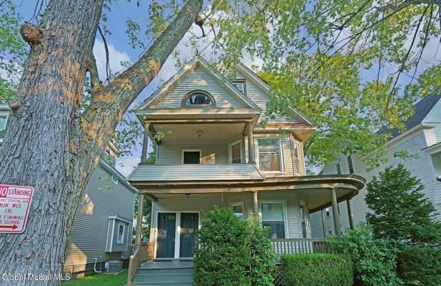1144 Glenwood Boulevard Gallery 2