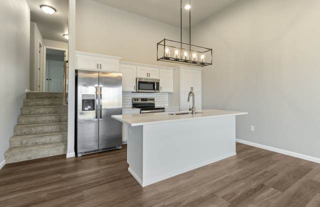 826 United Dr. - 1 Gallery 1