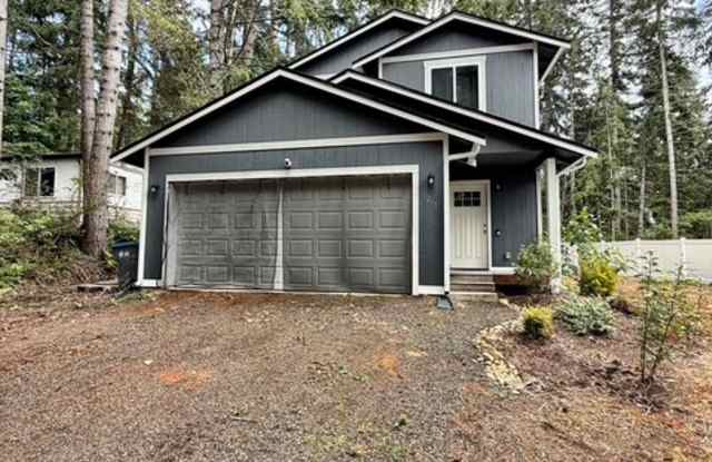1261 Northeast Larson Boulevard photos photos