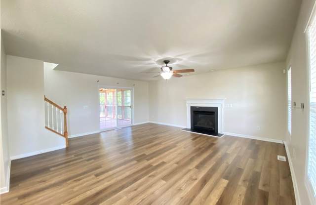 346 Cresthaven Drive Gallery 4