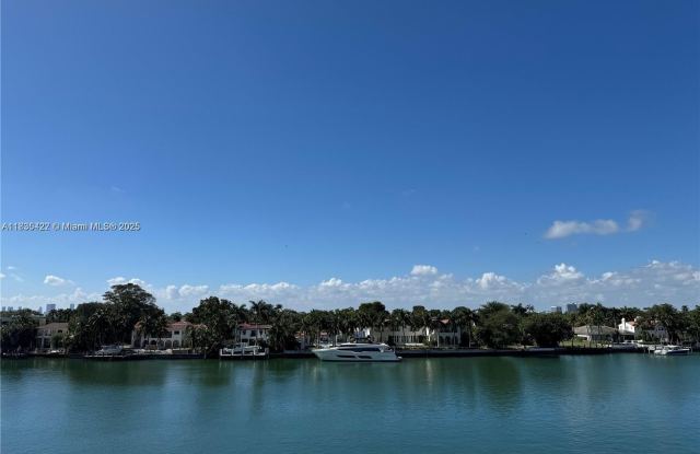 5750 Collins Ave photos photos