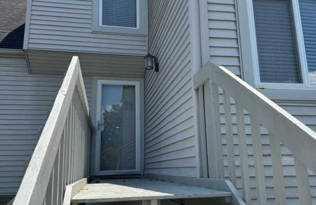 Fully Furnished 3BR 2BA Condo with Pool  Dock Access! photos photos