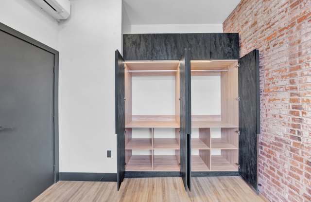 115 Penn Ave Gallery 2