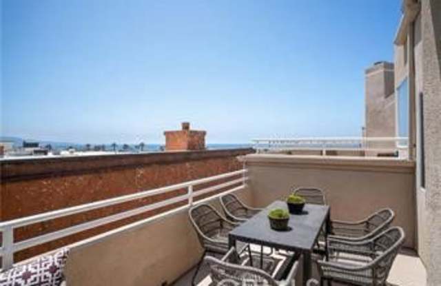 1344 Manhattan Avenue photos photos