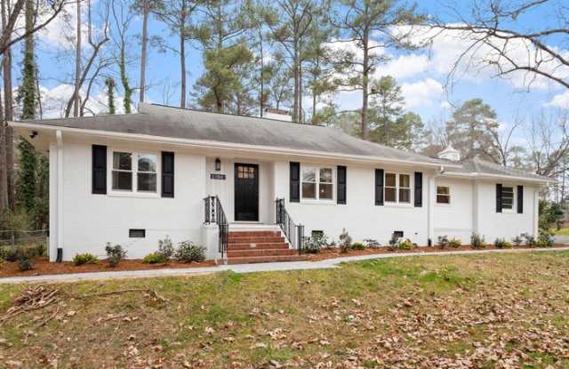 2700 University Drive photos photos