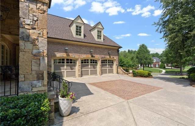 6327 Howell Cobb Court Gallery 4