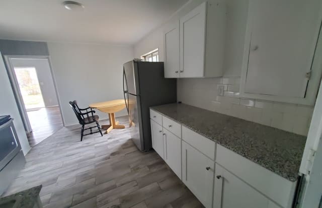 108 Cole St - 108 Cole Street, Chapel Hill, NC 27516