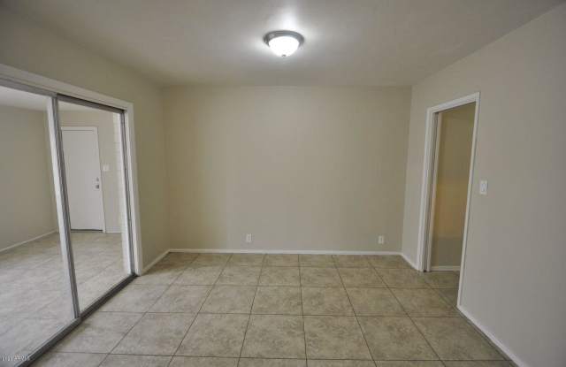 4408 N 19TH Drive Gallery 4