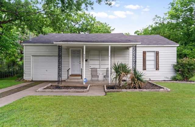 920 N Virginia Street photos photos