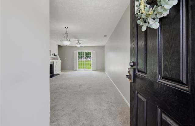 142 Collinwood Drive Gallery 3